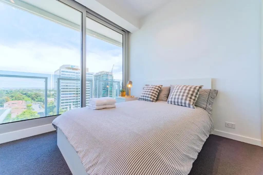 Pride Fawkner Apt Bayview 5 Free Parking Pool Gym - photo 3