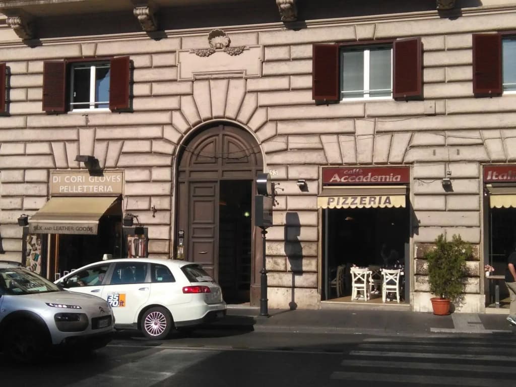 Quartum Luxury Rooms in Rome - photo 1