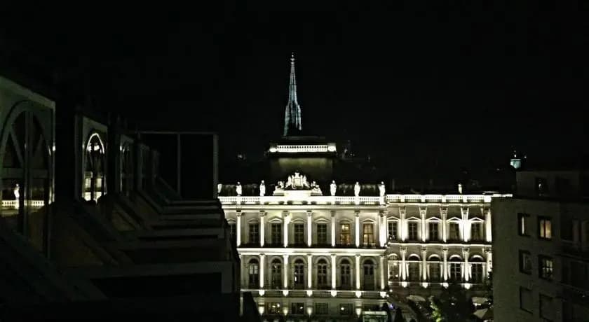 City Center Suite - photo 1