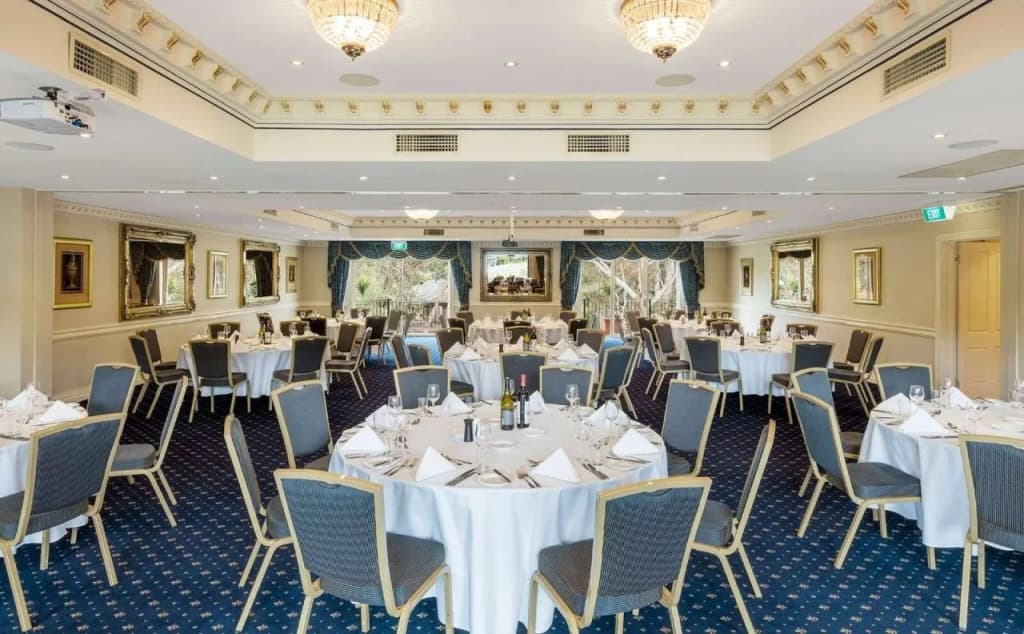 Canterbury International Hotel - photo 26