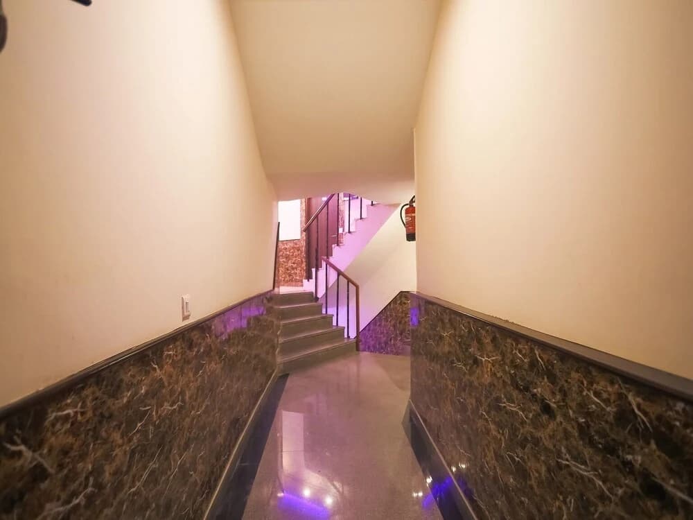 Hotel Deluxe Inn - photo 13