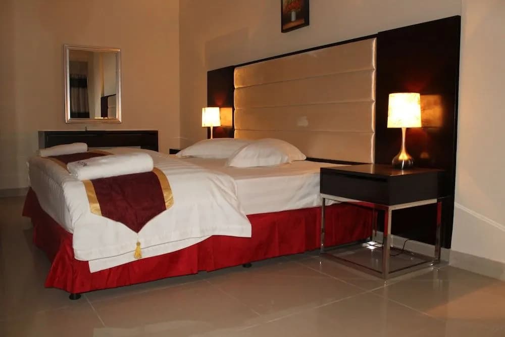 Horizon Hotel Apartments - photo 3