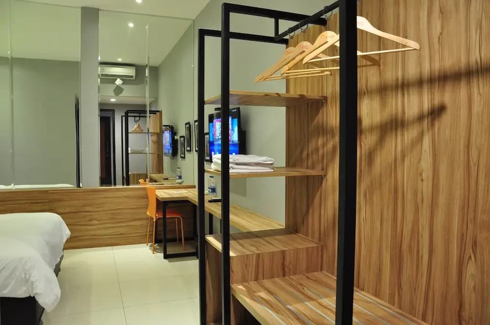 Orange Inn Hotel Mangga Besar - photo 27
