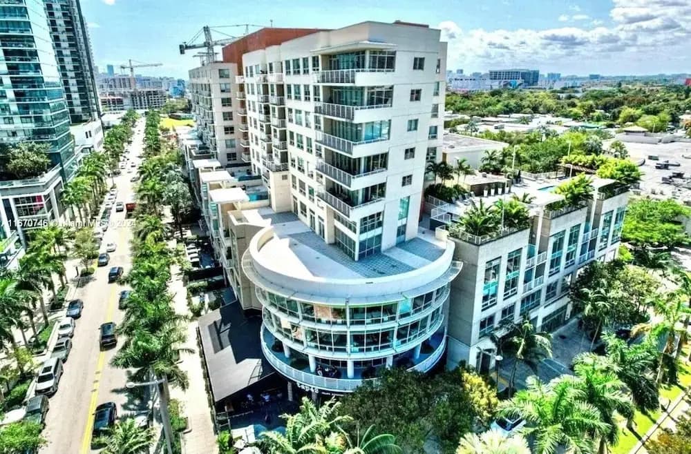 Midblock Miami - photo 21