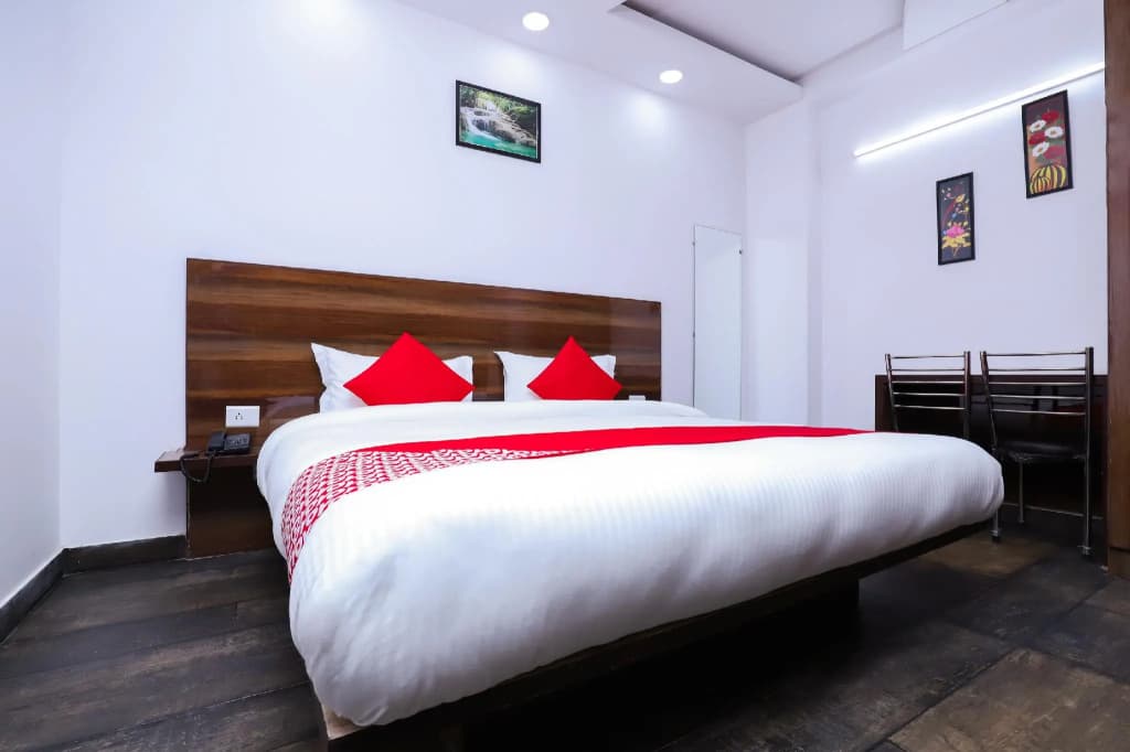 OYO 28606 Kavya Residency - photo 2