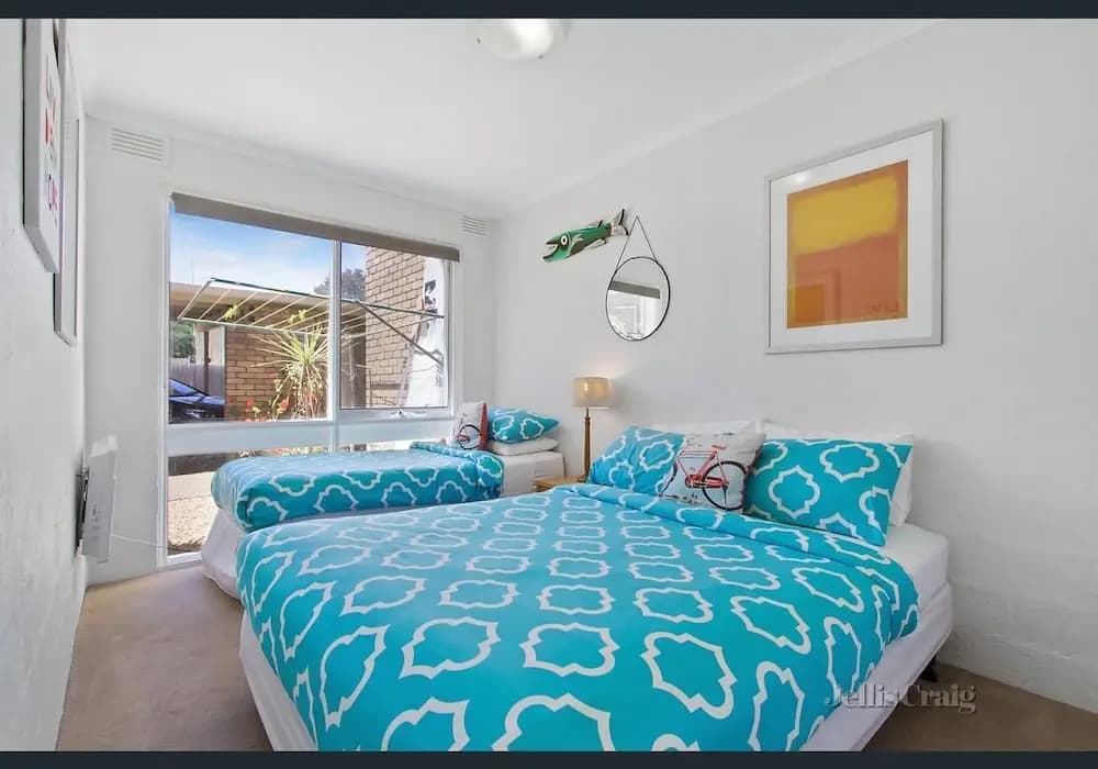 Bayside St Johns Close - photo 3
