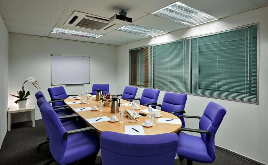 OYO 180 V Hotel - photo 8