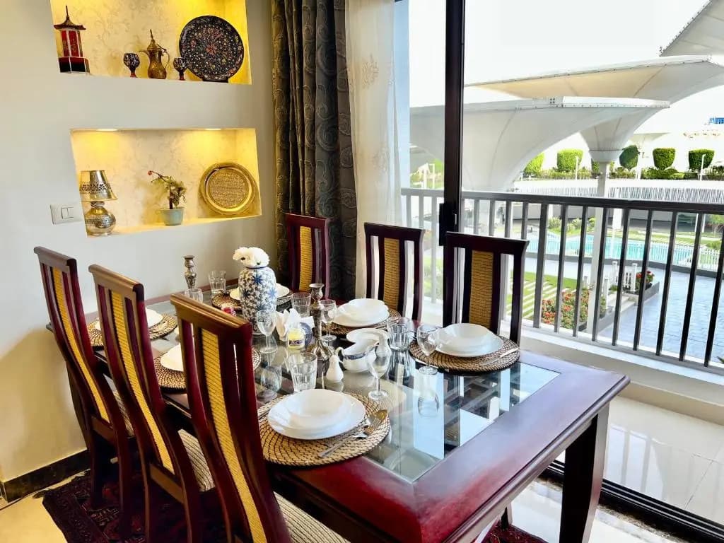 Luxury hotel apartment with pools in front AUC - photo 6