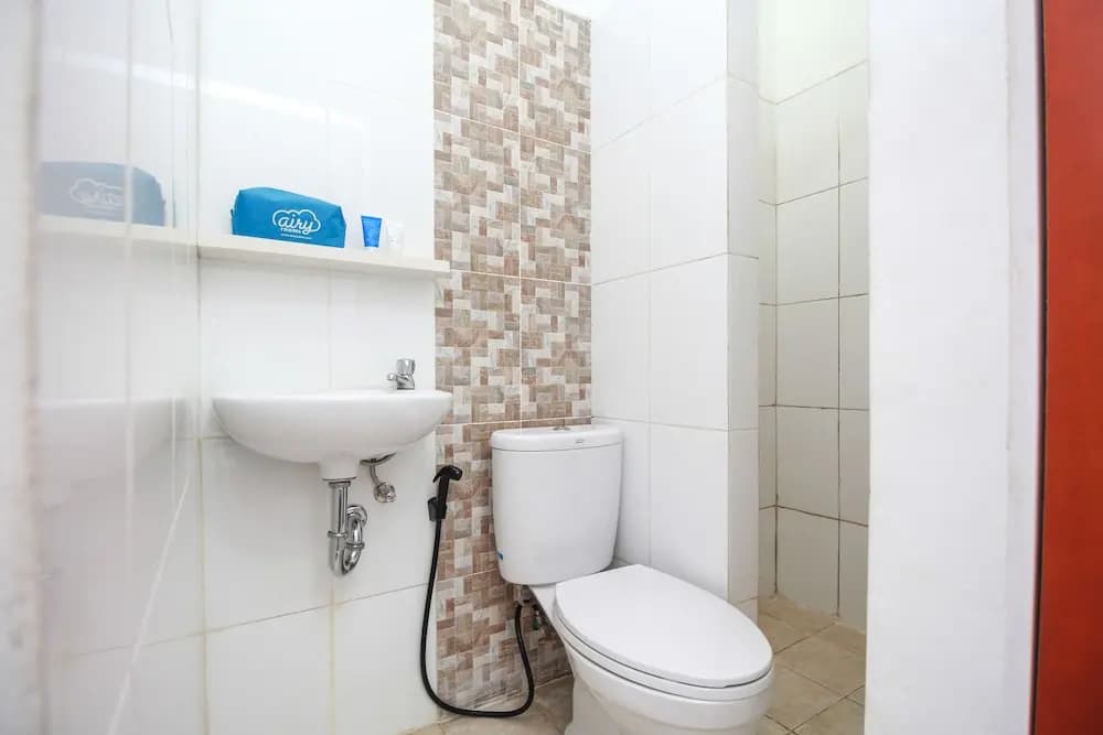 Airy Eco Kemanggisan Anggrek Neli Murni 10 Jakarta - photo 9