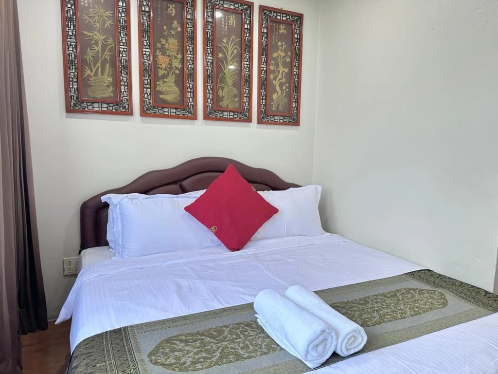 Longzhu Guesthouse - photo 3