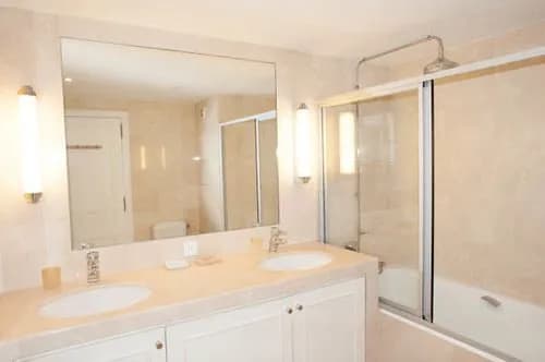 Apartment - 1 Bedroom - photo 9