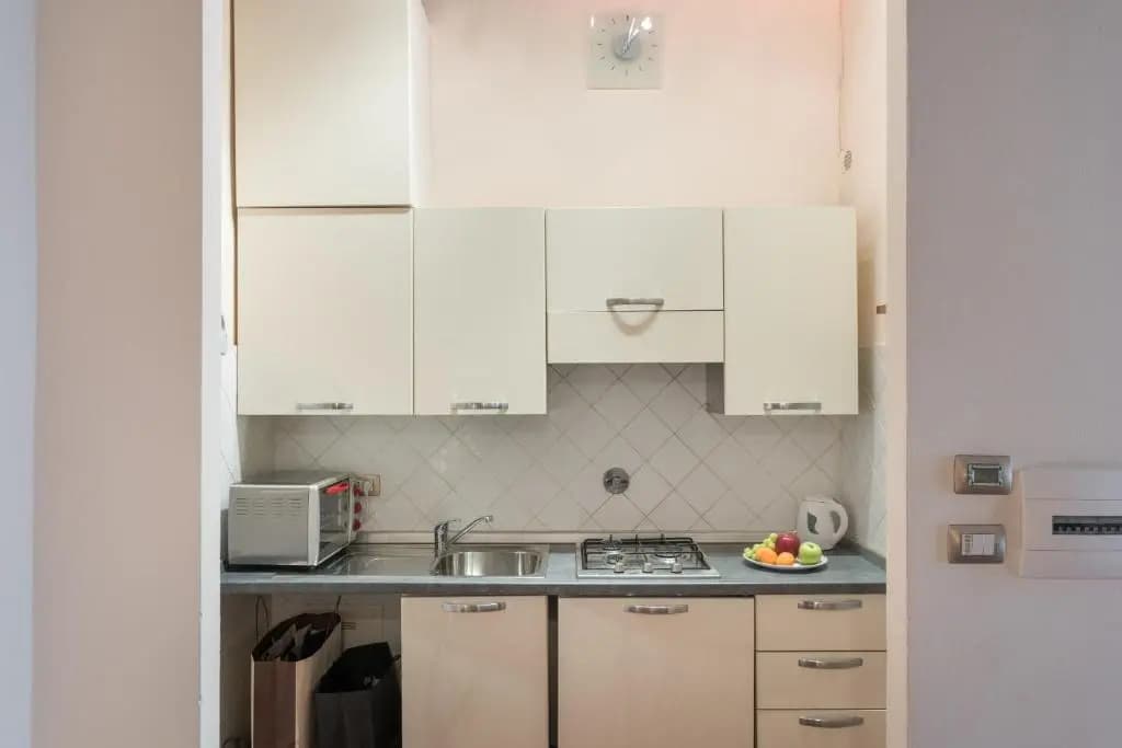 Perfect Location In Center - photo 10