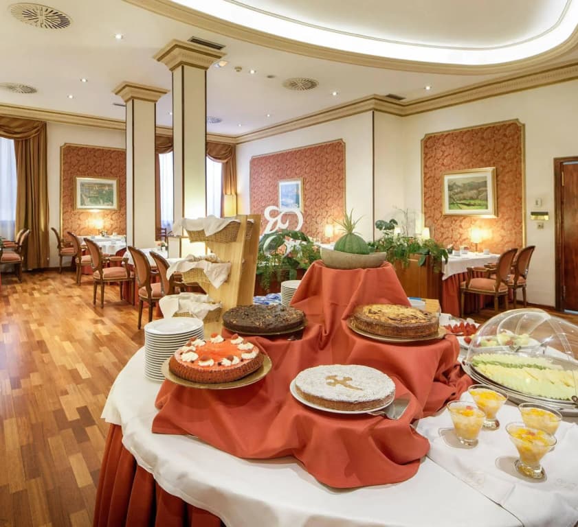 Hotel Roger de Lluria Barcelona - photo 19