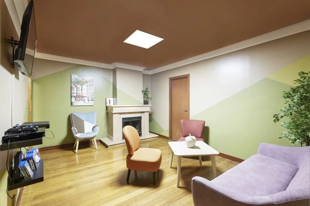 HUUX Hostel - photo 2