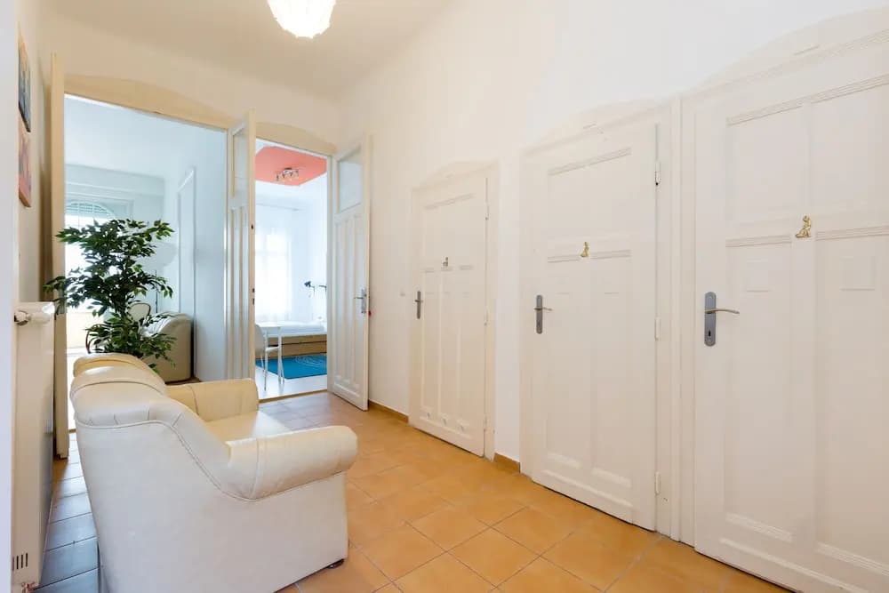 Budapest Apart-NAM-Family Room - photo 11