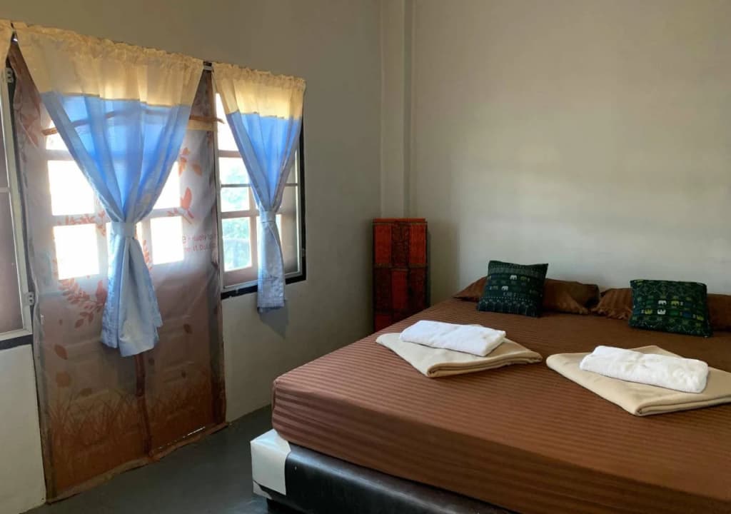 J Giant Hostel - photo 3