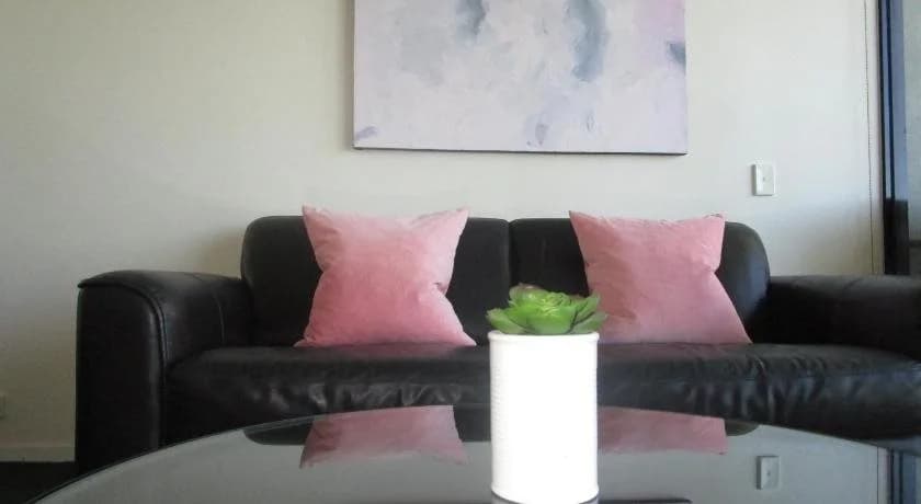 Harbour Escape Apartments - photo 2
