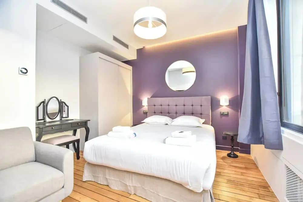 Authentic Apartment - 2br/8p - Near Opera Garnier - photo 4