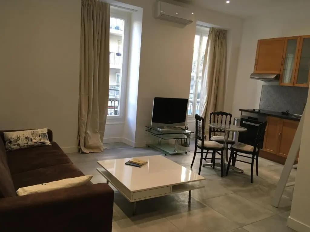 Heart of Nice Harboor cosy and central - photo 2