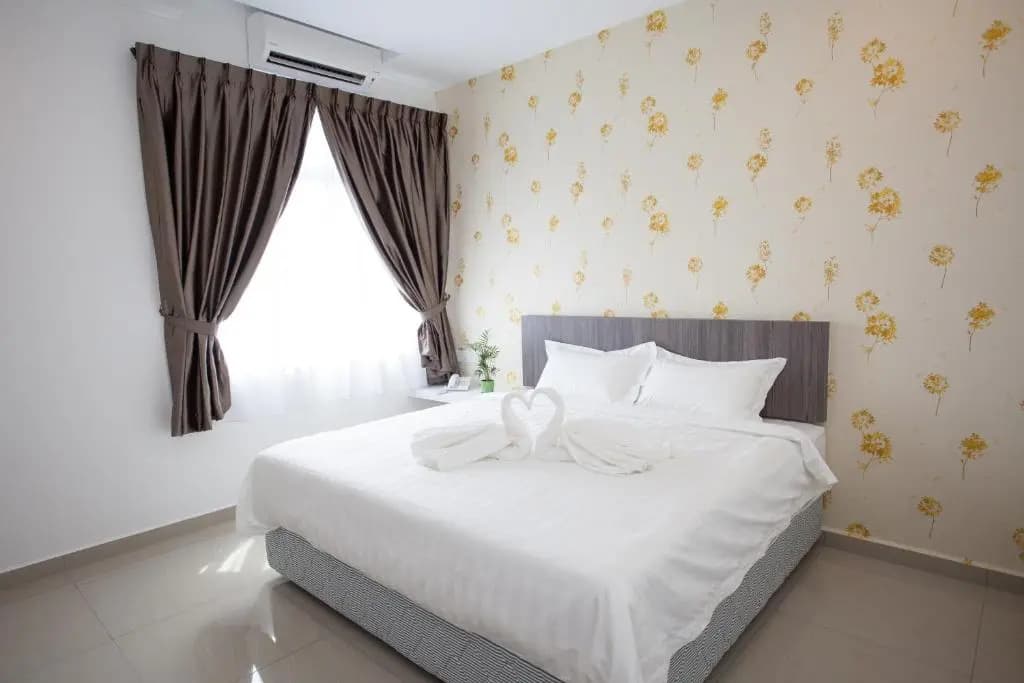 Twenty Nine Hotel - photo 1