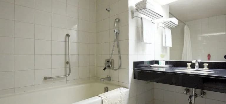 Ellui Hotel - photo 10