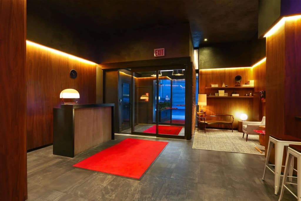 Henri Hotel  - photo 13