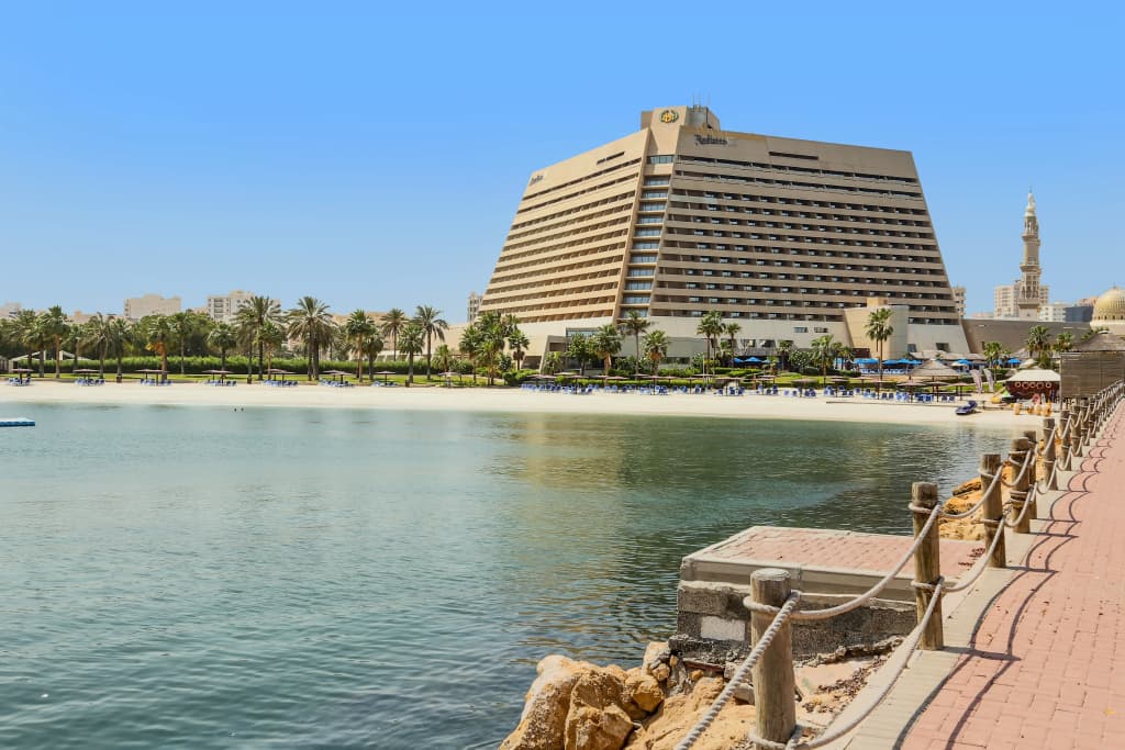 Radisson Blu Resort, Sharjah - photo 21