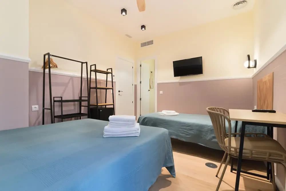 Hostal Evoke Madrid - photo 7