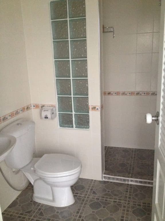 Yiasu Serviced Apartments and Bed and Breakfast - photo 10