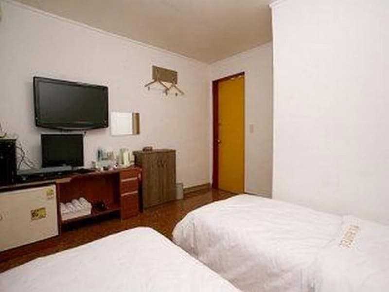 Bando Hotel - photo 3