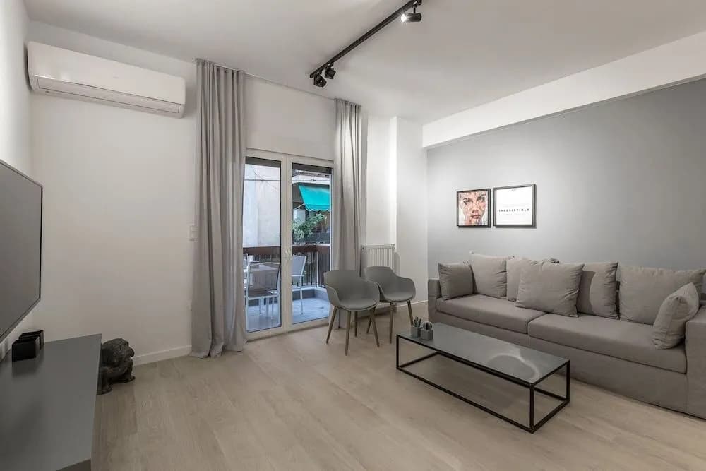 Pangrati Grove Apartment - photo 4
