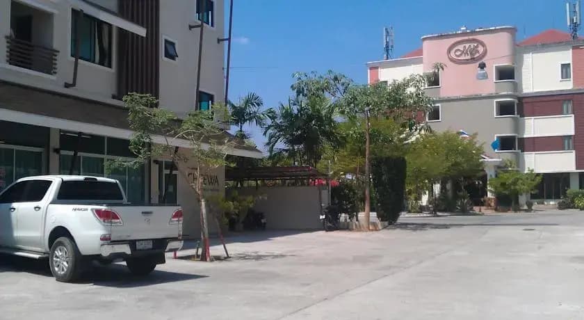 Cheewa Service Apartment - photo 1