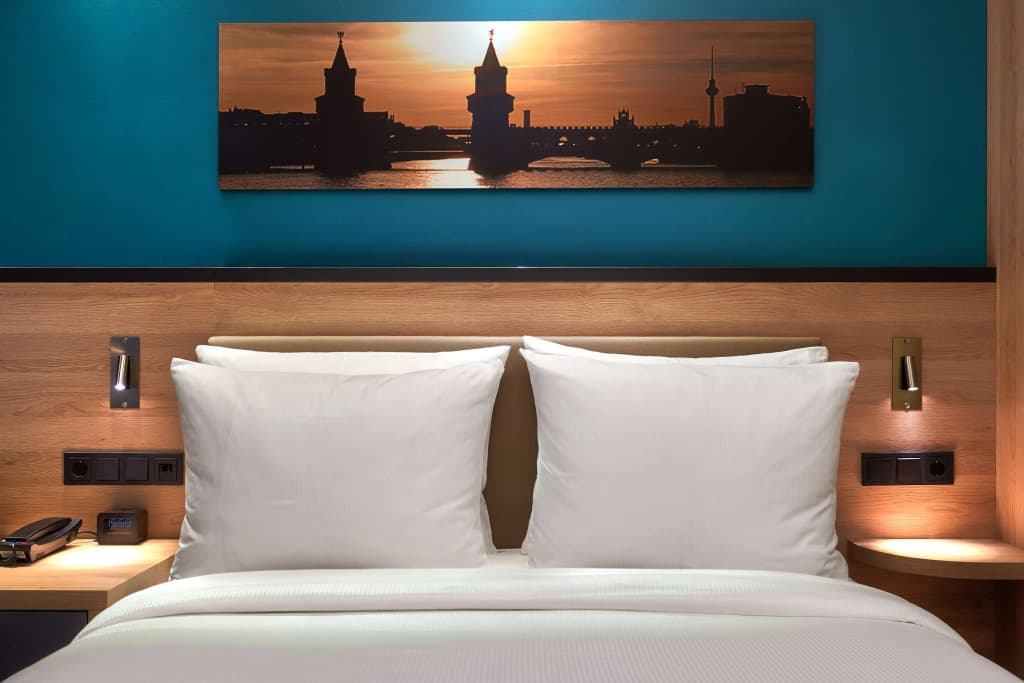 Hampton By Hilton Berlin City Centre Alexanderplatz - photo 5