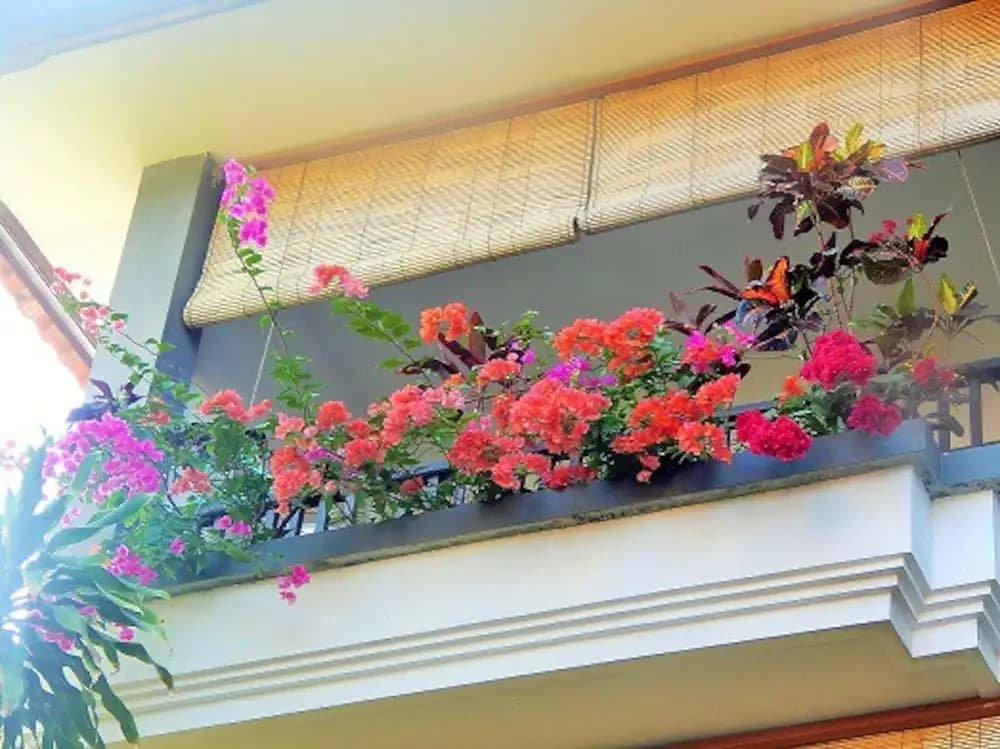 Studio in Kota Denpasar, with Pool Access, Furnished Terrace And Wifi - 300 M From the Beach - main photo