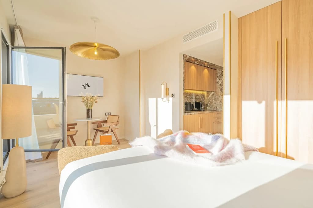 Yuna Porte Maillot - ApartHotel - photo 27