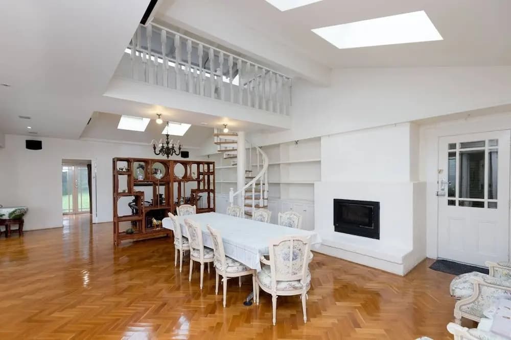 Classic 5 Beds Mt Dandenong Resort - photo 18