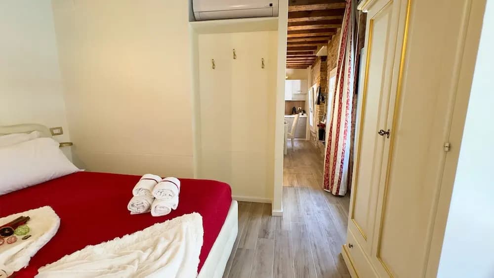 Graceful Venice Barnaba Suite by Ca-sa Check - photo 24