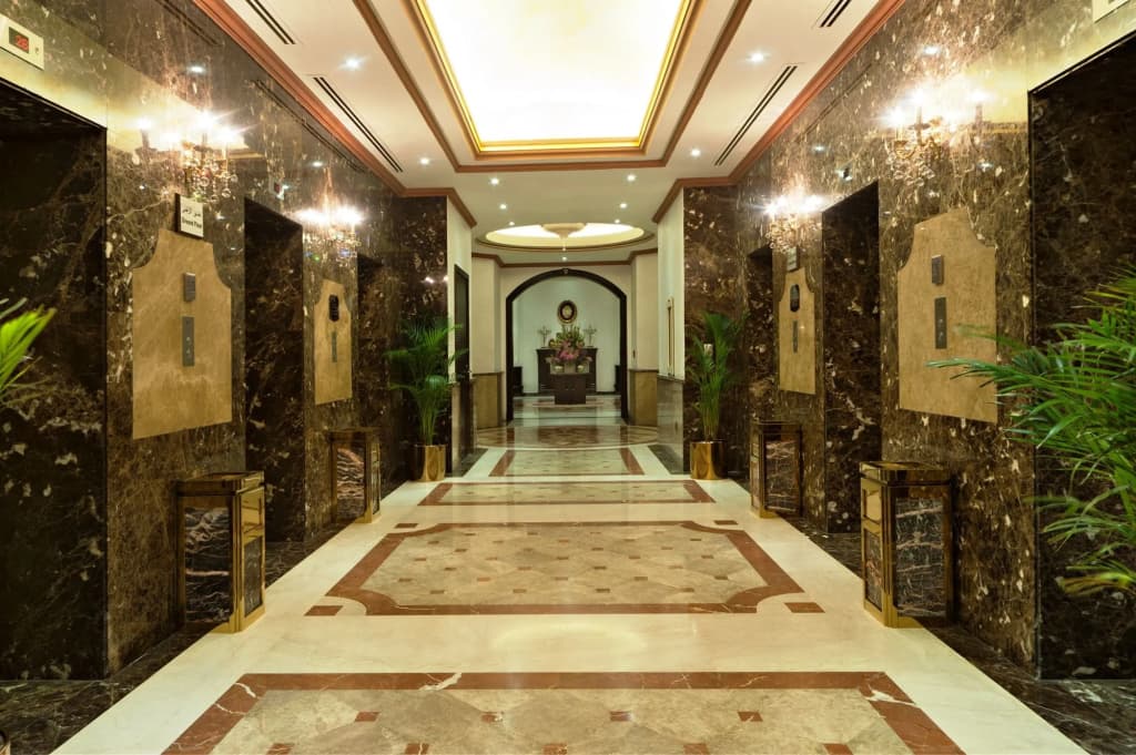 Magnum Hotel & Suites West Bay - photo 9