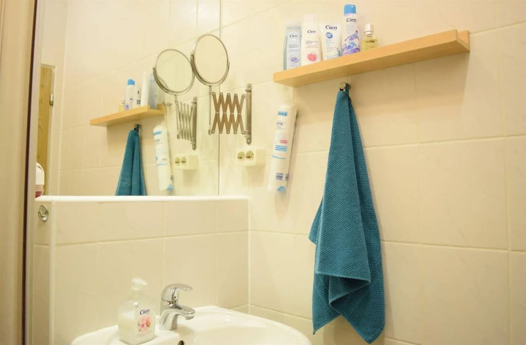 Sixmiles Guesthouse - photo 9