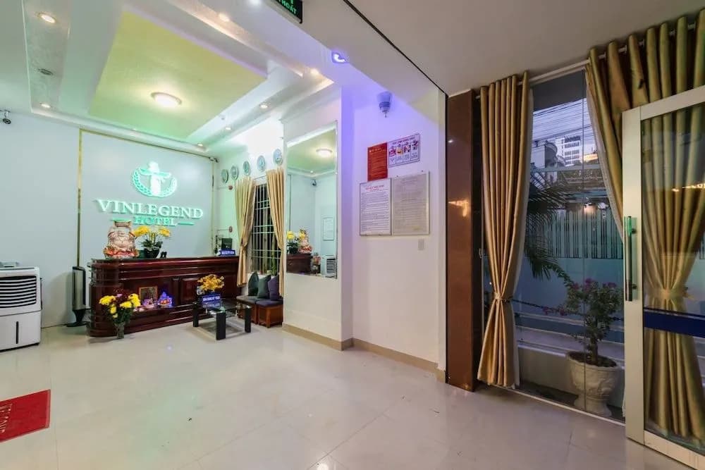 Vinlegend Hotel - photo 2