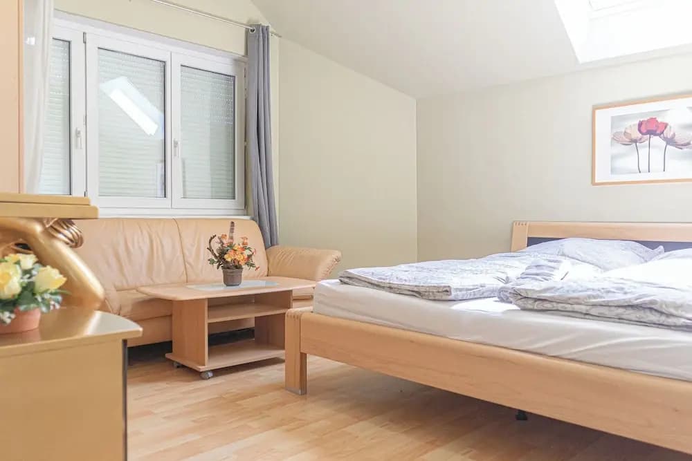 Spacious Garden Villa | 16 Guests - photo 24