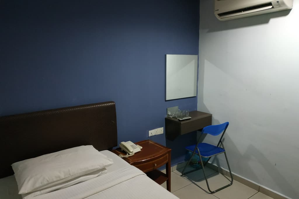 OYO 90030 Hotel Al Jafs - photo 7