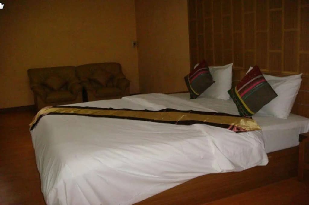 King Royal Garden Inn Hotel - photo 7