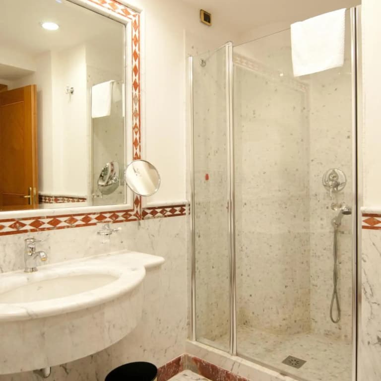 Marconi Hotel - photo 42