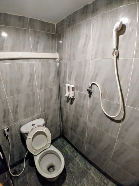 Zuzu Hostel - photo 7