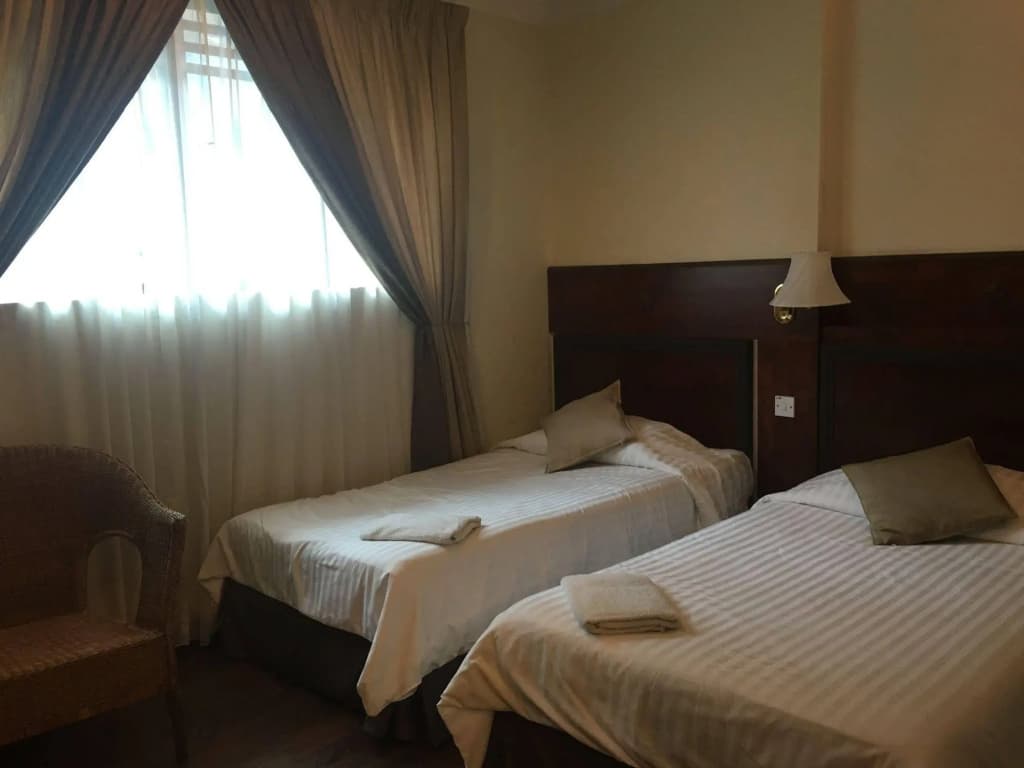 OYO Capital O 89695 Planters Hotel - photo 7