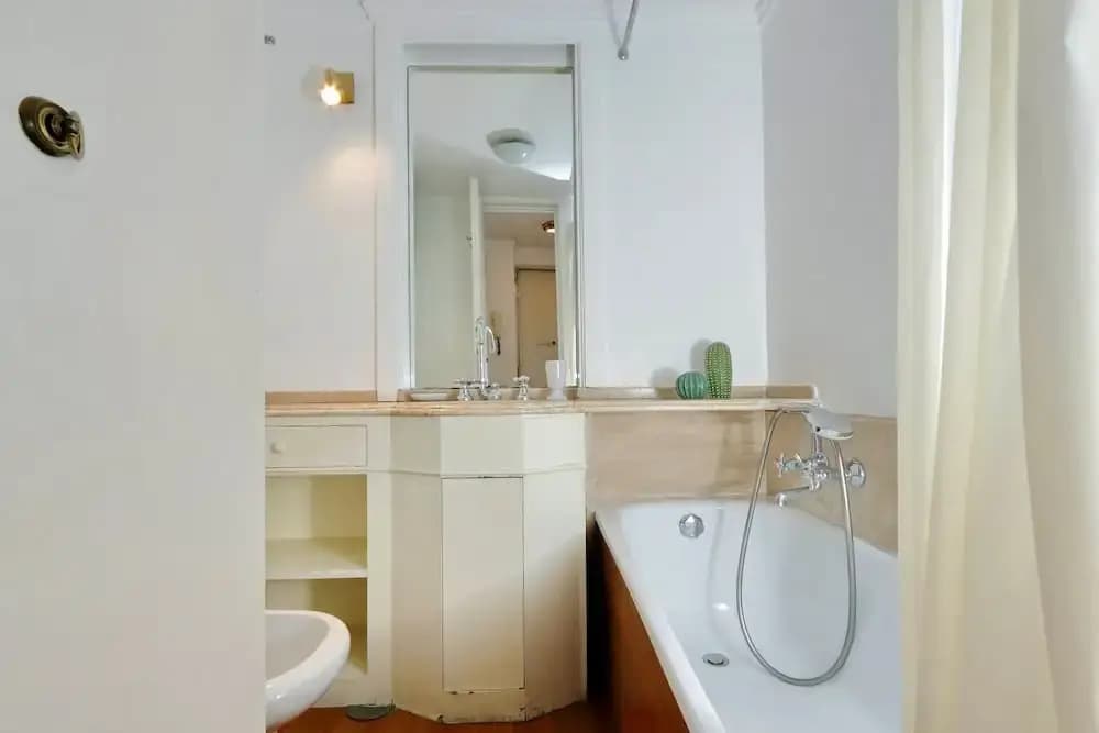 Borghese Apartment - My Extra Home - photo 7