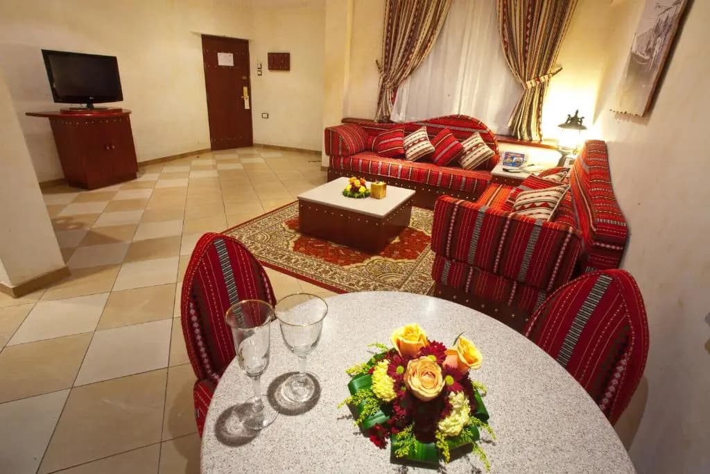 Al Liwan Suites - photo 15