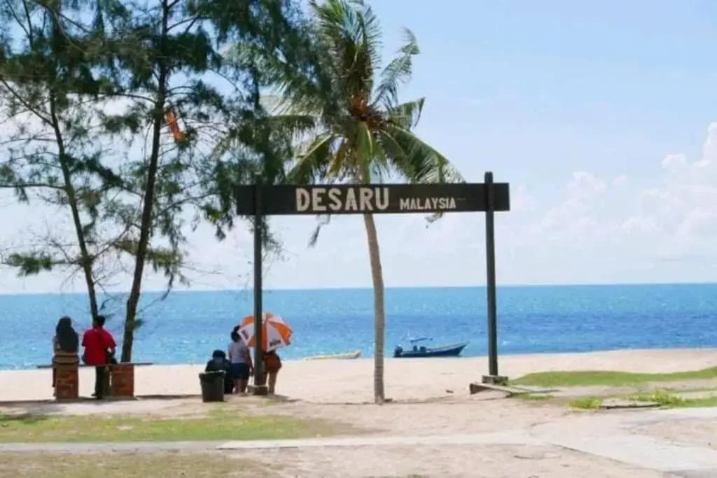 Cinta Staycation Desaru 3B2B POOL - photo 11