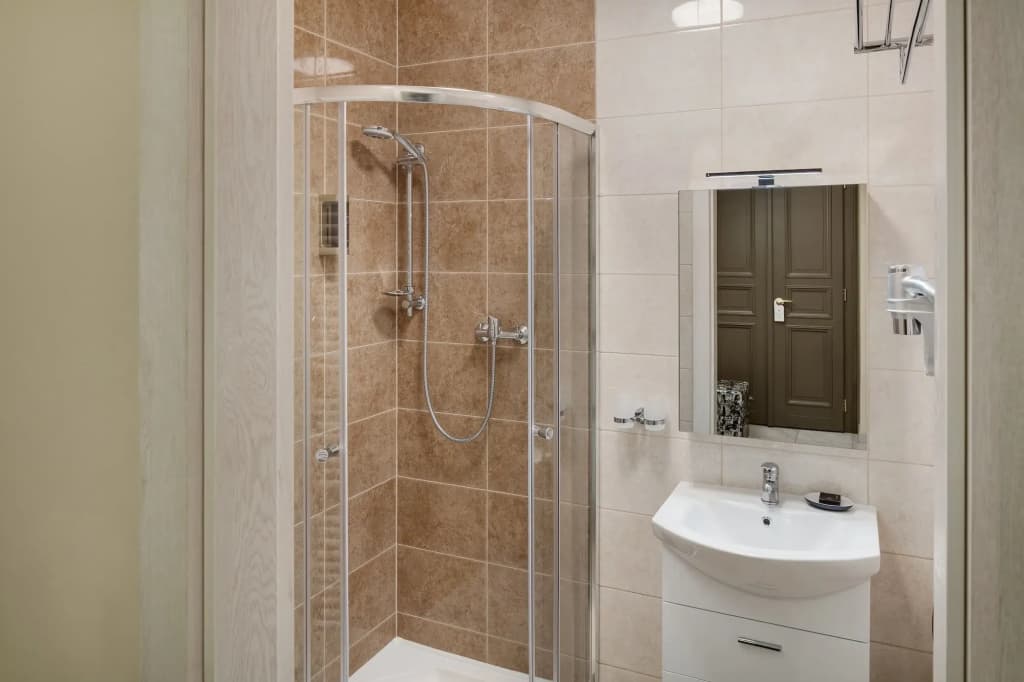 Louren Apartments - photo 9